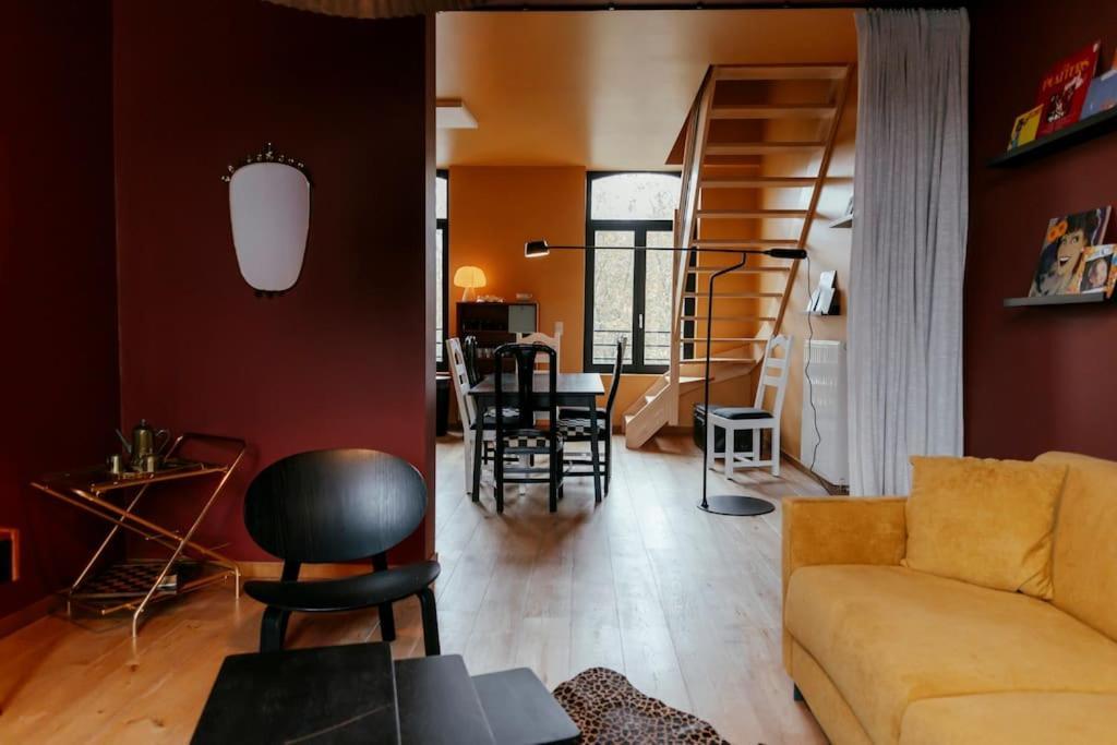 Le Retro Chic - Grand Duplex Pour 6 Dans Le Centre Apartment Liege Exterior photo