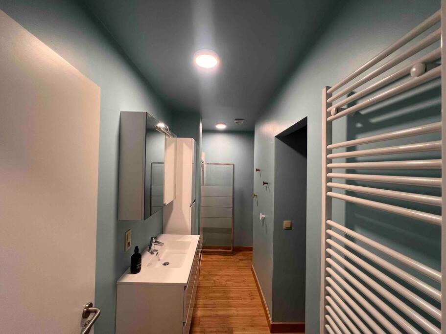 Le Retro Chic - Grand Duplex Pour 6 Dans Le Centre Apartment Liege Exterior photo